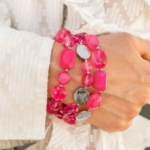 Paparazzi Oceanside Bliss Pink Bracelet NWT
